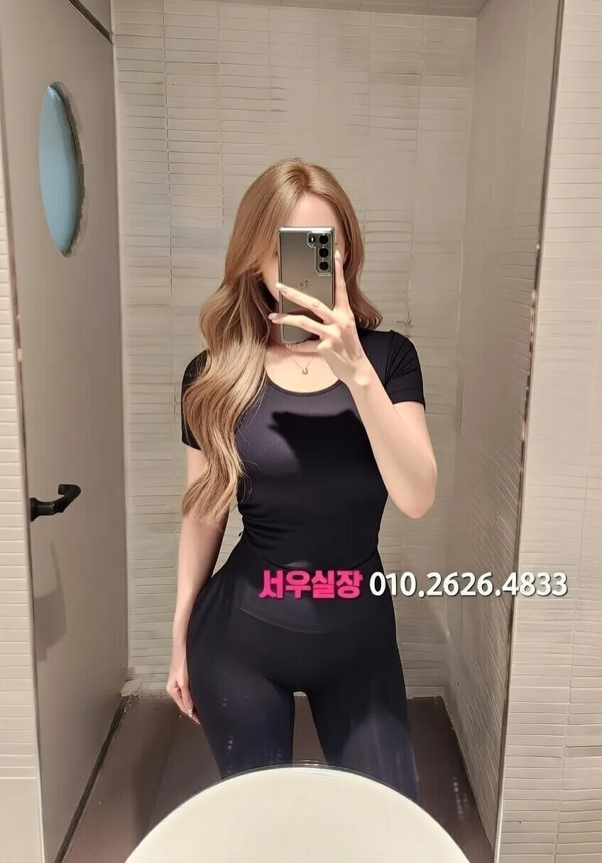 진주 미러룸 프리미엄 라인업 37번 프로필